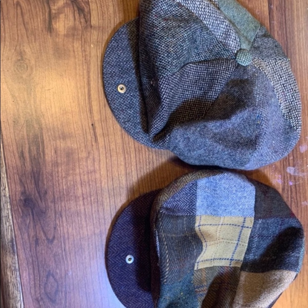 🧡 VINTAGE IRISH HANDMADE HANNA CAPS 🧡